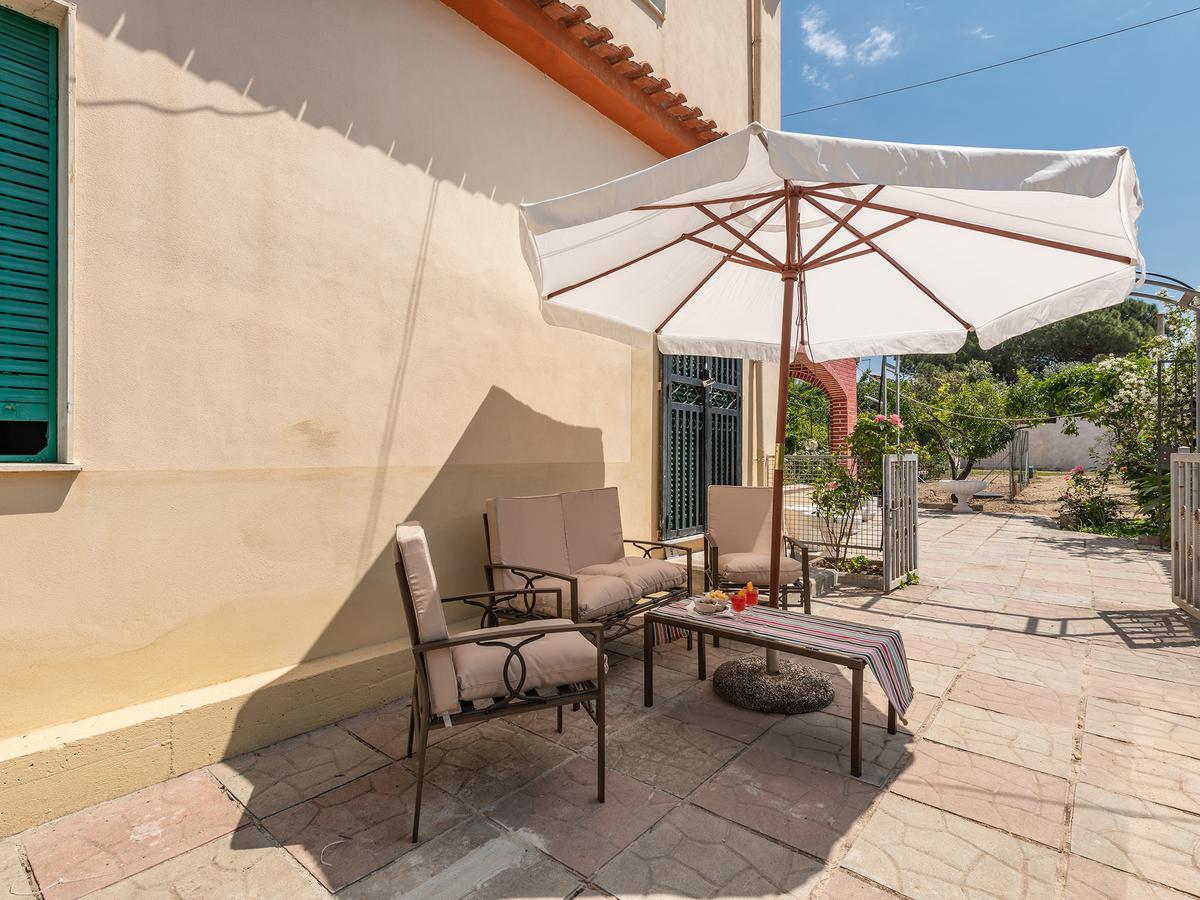 Villa Casa Lupa Magnifica Con Giardino Quartu SantʼElena Exterior foto